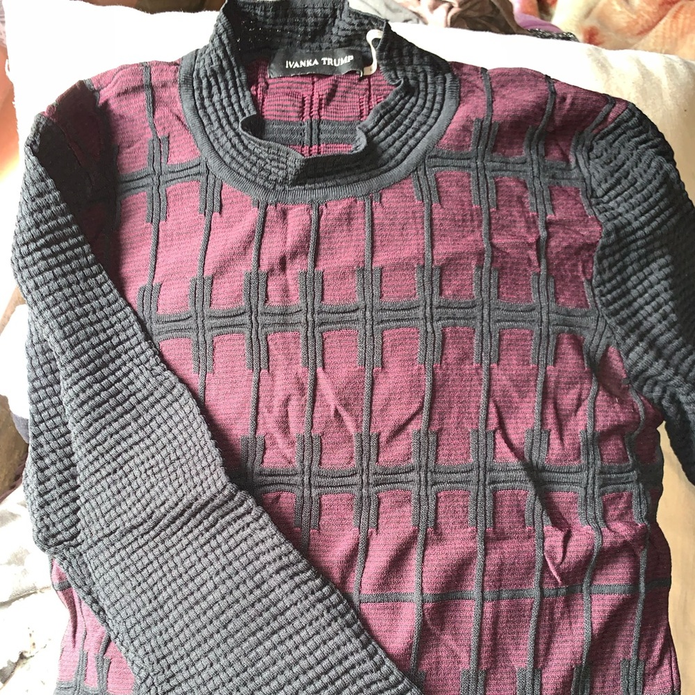 Ivanka trump sweater light weight
